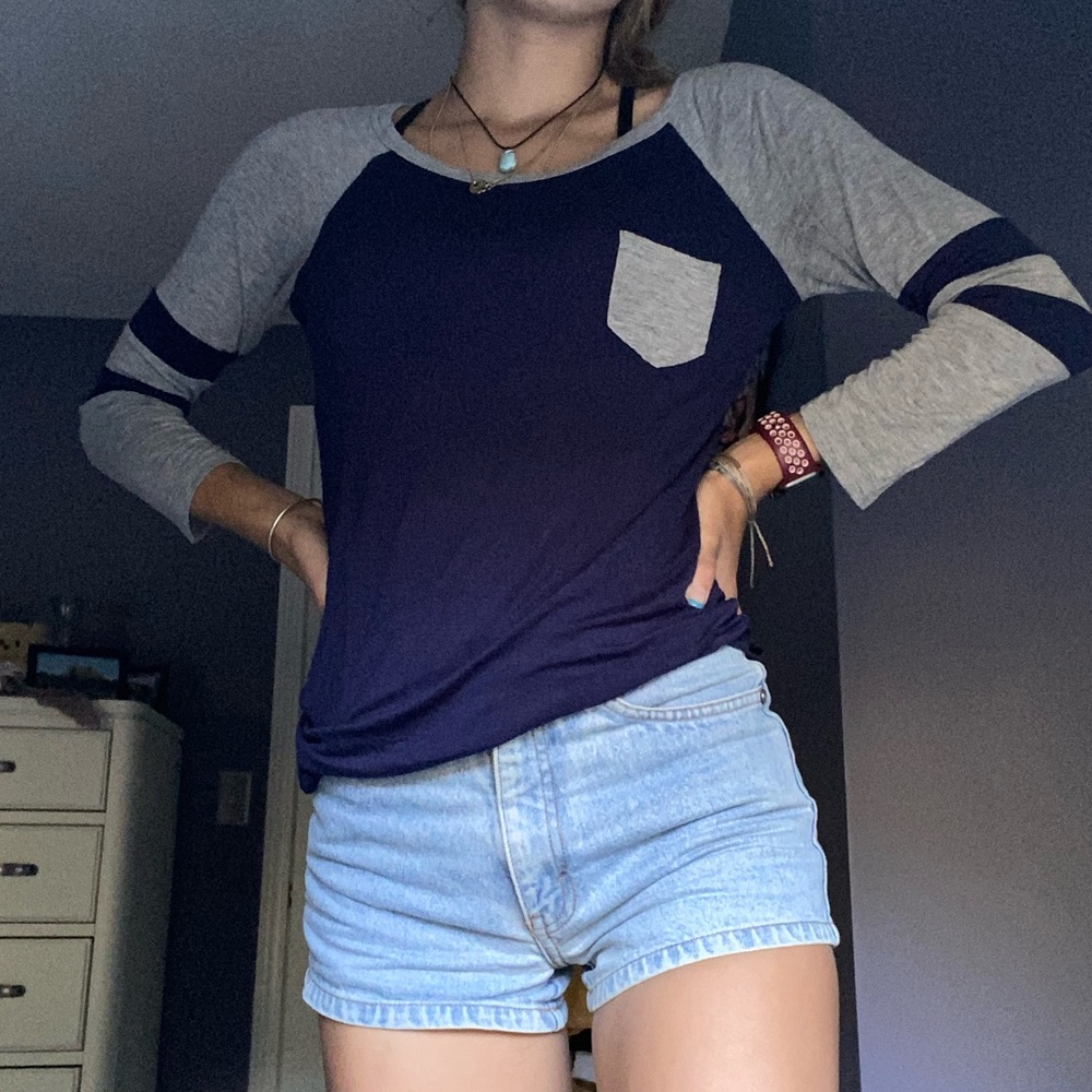 AMERICAN DREAM blue and gray 3/4 sleeve shirt